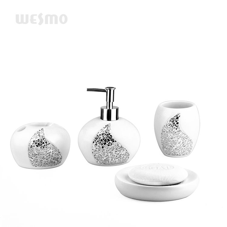 Hot selling modern luxury white broken glass polyresin bathroom accessories set